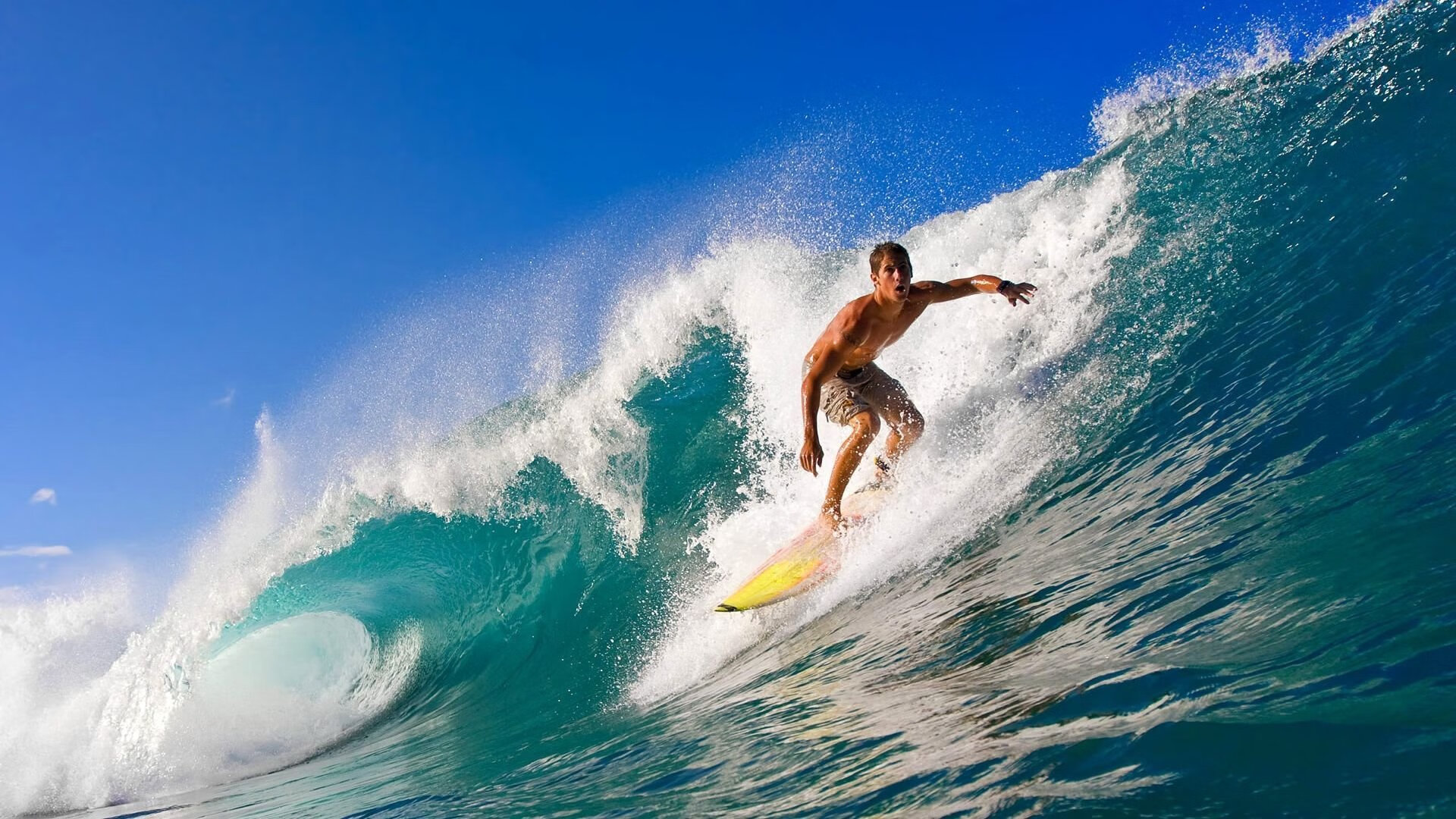 中国足球产业创造力不断激发，加入国际合作新步伐，中国足球事业发展